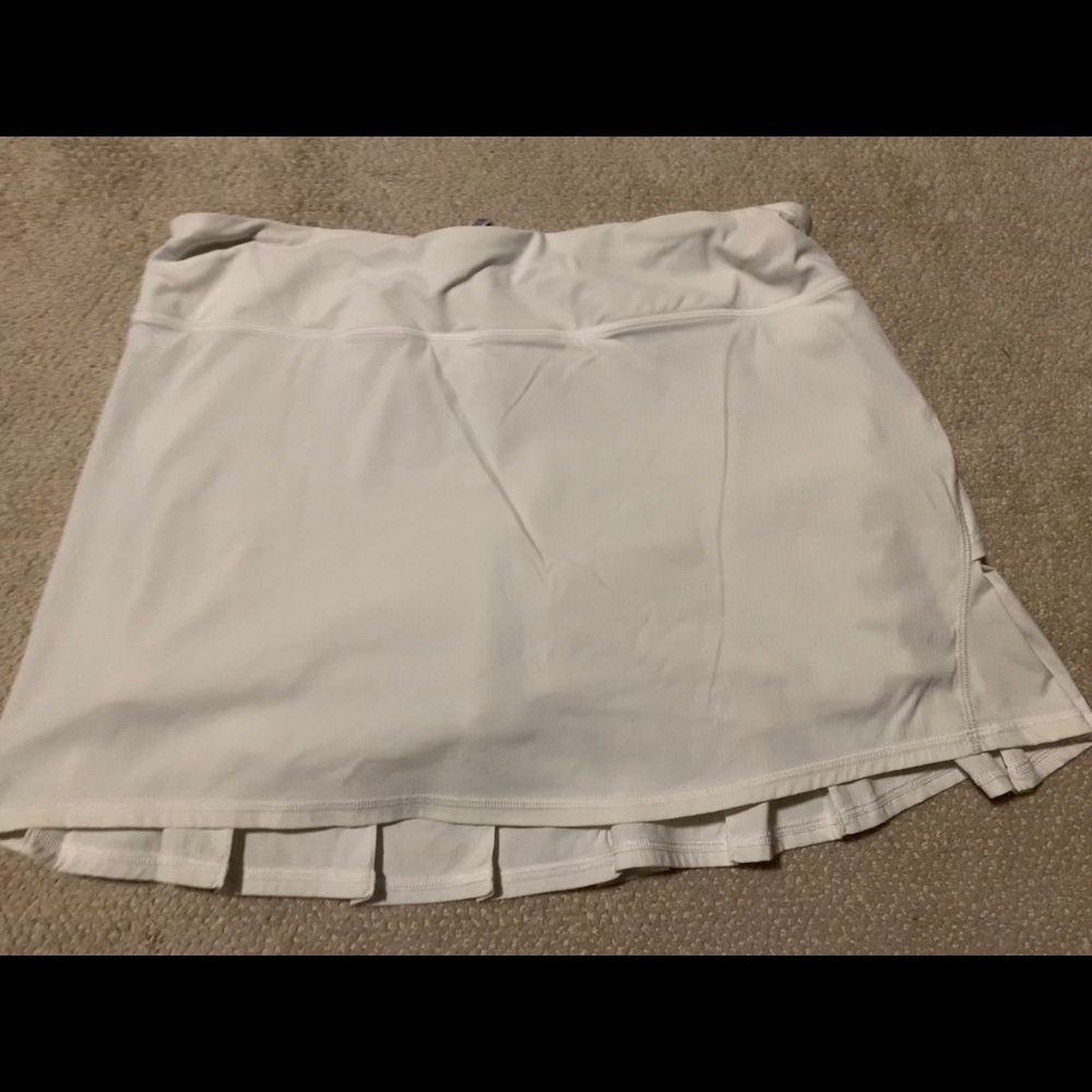 Lululemon pleated tennis skirt